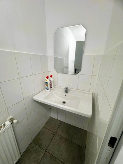 Spațiu comercial, de 120 mp, în Lipovei