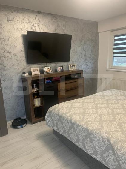 Apartament cu 3 camere decomandat, mobilat în Sud-Vest