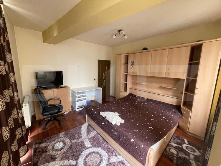 Apartament de inchiriat, cu 3 camere, 100 mp, zona Ciuperca - 4