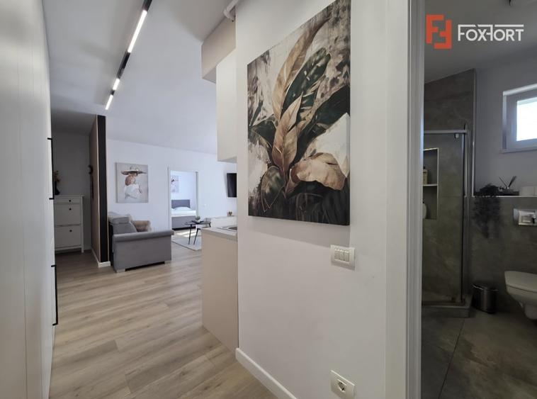 Apartament cu 3 camere decomandat, mobilat în Malul Mureșului
