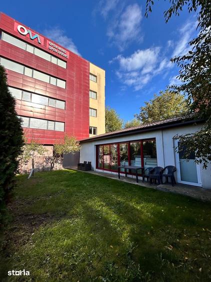 Spațiu comercial, de 900 mp, în Central