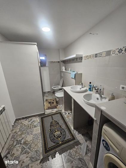 Casă cu 4 camere cu Teren 2044 Mp în Băiculești