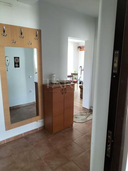 Vand apartament 2 camere situat in Floresti - 8