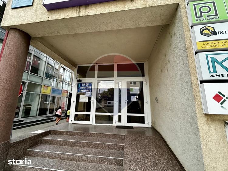 Spațiu comercial, de 40 mp, în Central