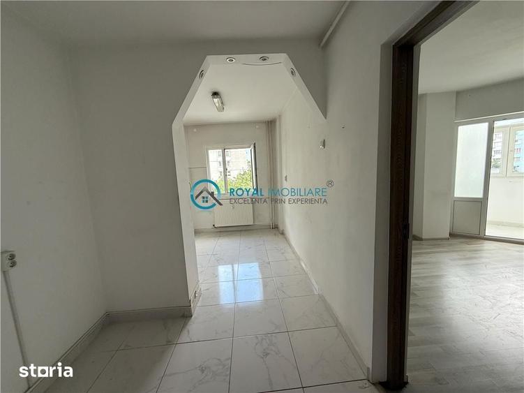 Apartament cu 2 camere semidecomandat în Republicii