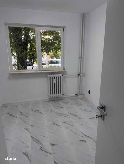 Nanterre, parter/4, pret 112 000 euro negociabil - 4
