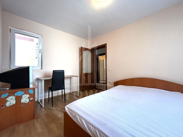 Apartament cu 3 camere, 2 băi și loc de parcare în curte – Turnișor - 9