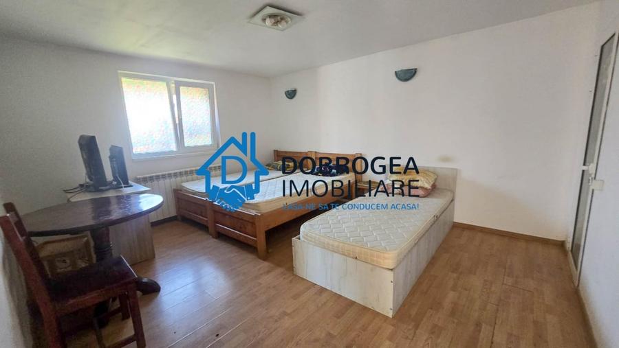 Casă individuală cu 3 camere cu Teren 400 Mp în Central