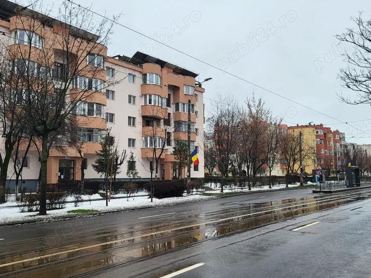 Apartament cu 2 camere decomandat în Plopilor