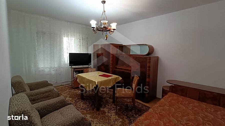 Apartament cu 3 camere, mobilat în Complex Studențesc