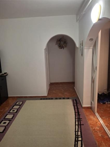Apartament cu 2 camere decomandat, mobilat în Păcurari
