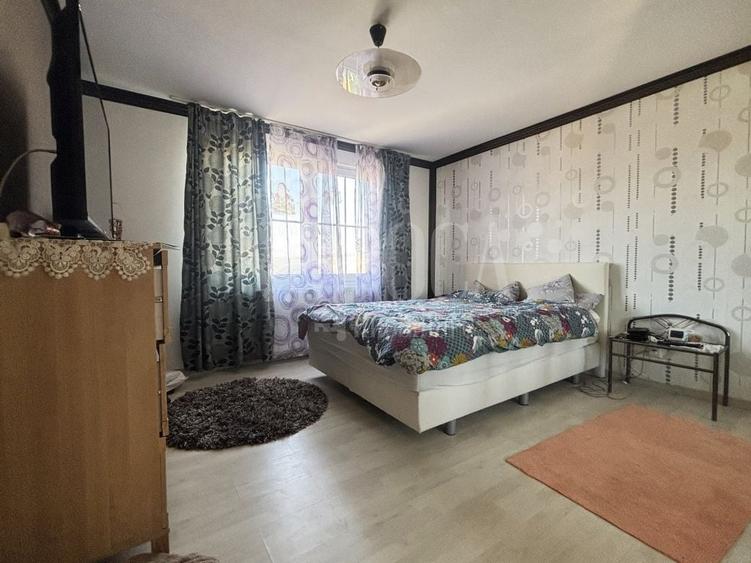 Casă individuală cu 3 camere cu Canalizare în Câmpenești