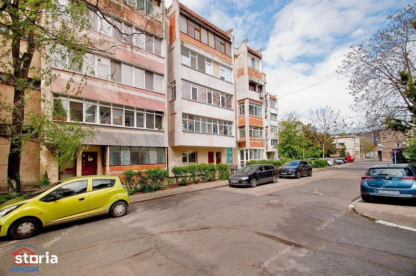 Apartament cu 2 camere decomandat în Port