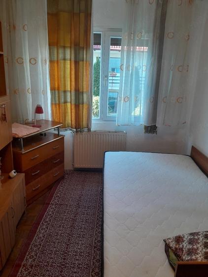 Garsonieră decomandată în Astra