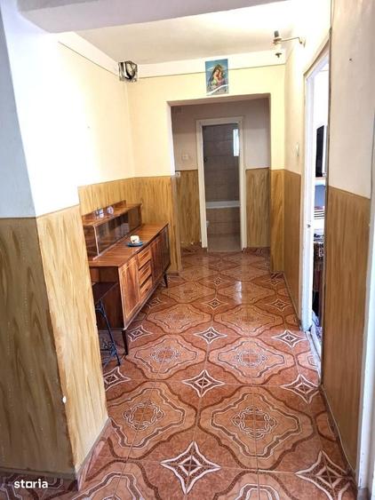 Apartament cu 4 camere decomandat în Unirii Sud