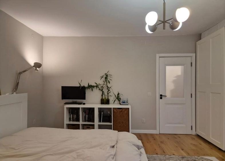 Apartament cu 3 camere, mobilat în Victoriei