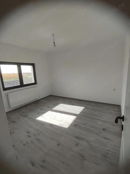 Casă cu 3 camere cu Teren 575 Mp în Miroslava