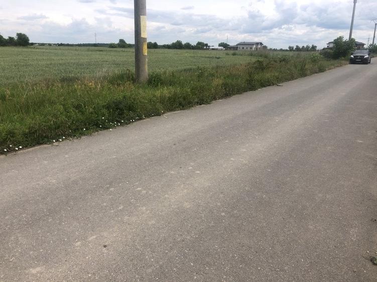 Teren Construcții intravilan de 800 mp, în 1 Decembrie