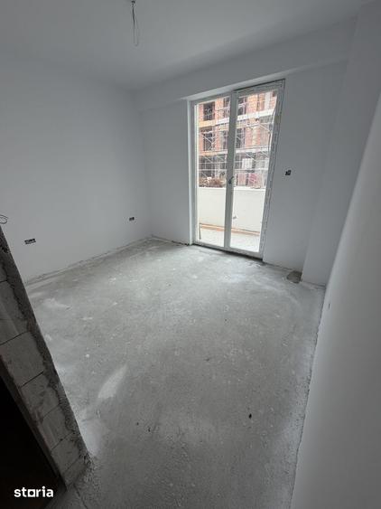Apartament cu 2 camere în Craiovița Nouă