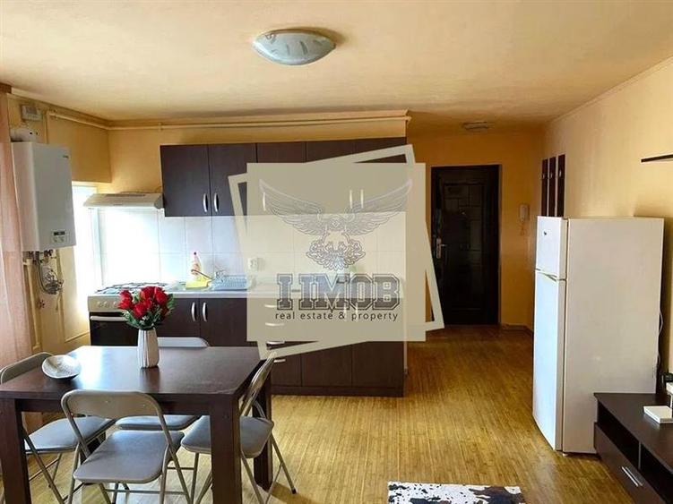 Apartament cu 2 camere semidecomandat în Mihai Viteazul