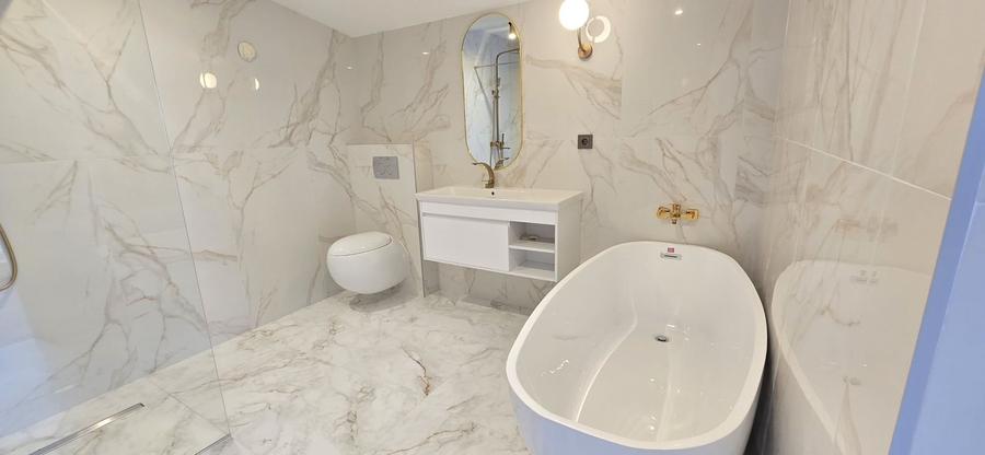 Duplex cu 4 camere cu Canalizare în Apahida