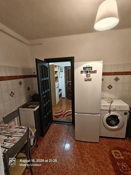 Garsonieră decomandată în Școlilor