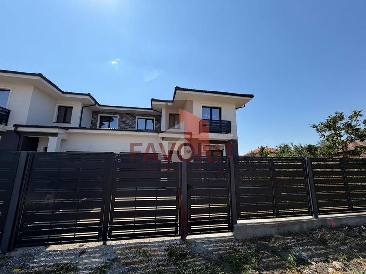Duplex cu 5 camere cu Canalizare în Becicherecu Mic