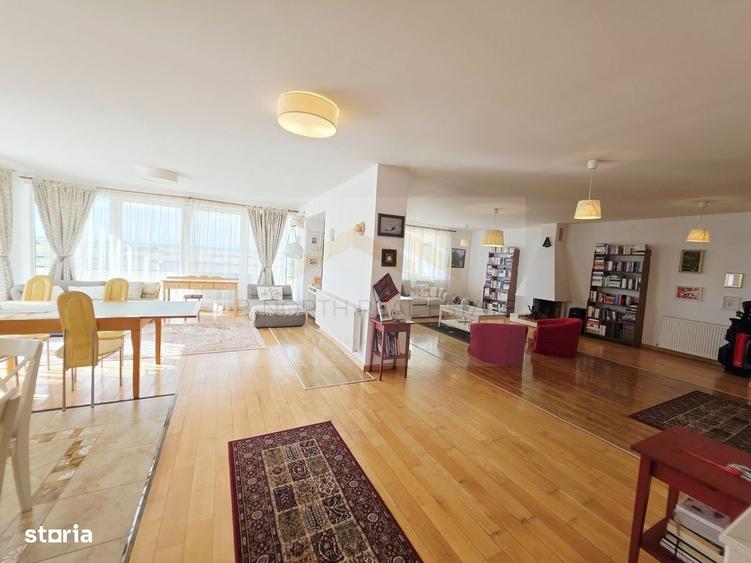 Apartament cu 4 camere în Ostratu