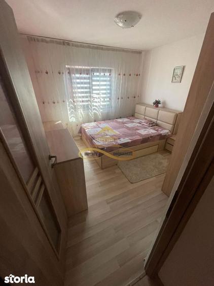 Apartament cu 3 camere decomandat în Bistrița Lac