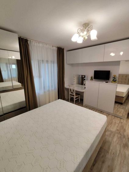 Casă cu 4 camere în Priseaca