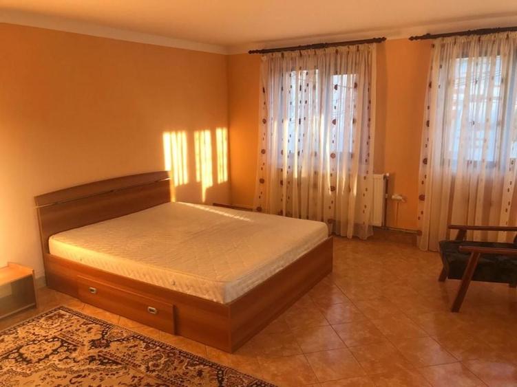Apartament cu 2 camere decomandat în Morăreni