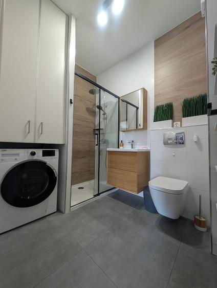 Apartament cu 2 camere semidecomandat, mobilat în Mărăști