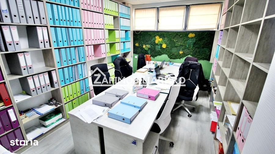 Spațiu comercial, de 220 mp, în Central