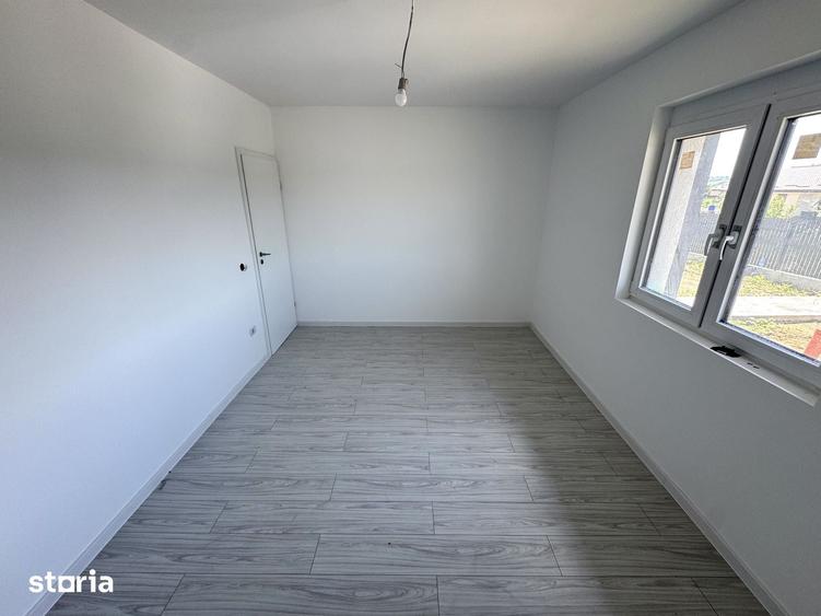 Casă cu 4 camere cu Teren 630 Mp în Ciurea