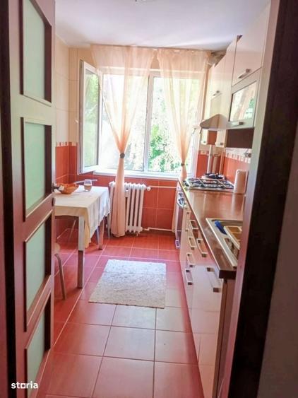 Apartament cu 2 camere decomandat în Păcii