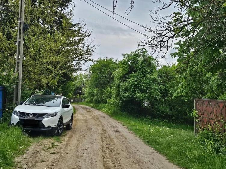 Teren de 3000 mp, în Central