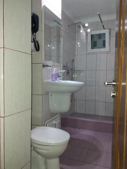 Apartament cu 3 camere decomandat în Tomis Nord
