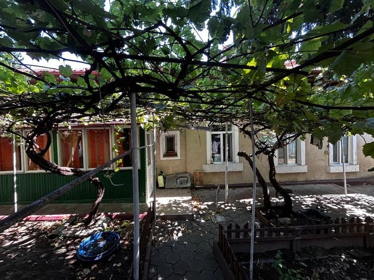 Teren Construcții intravilan de 815 mp, în Central