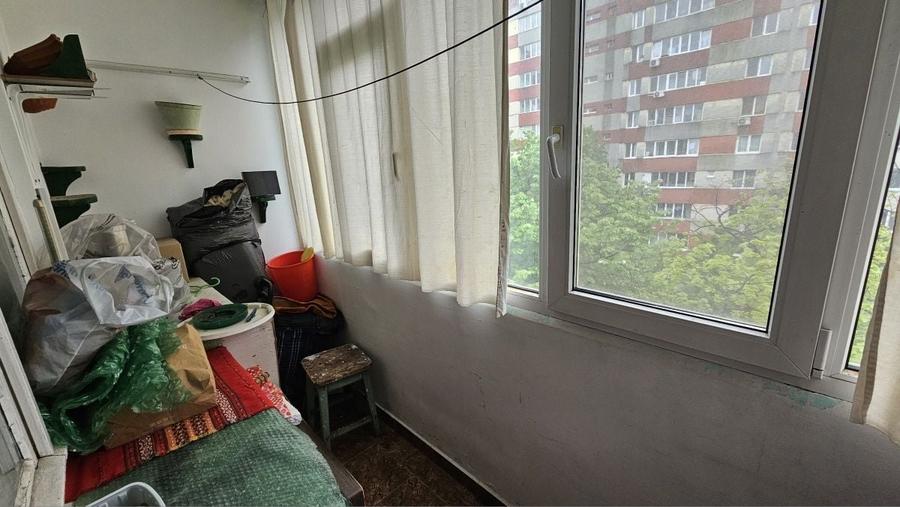 Apartament cu 3 camere decomandat în Antiaeriană