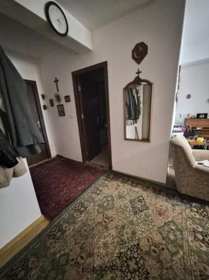Apartament cu 2 camere semidecomandat în Micești