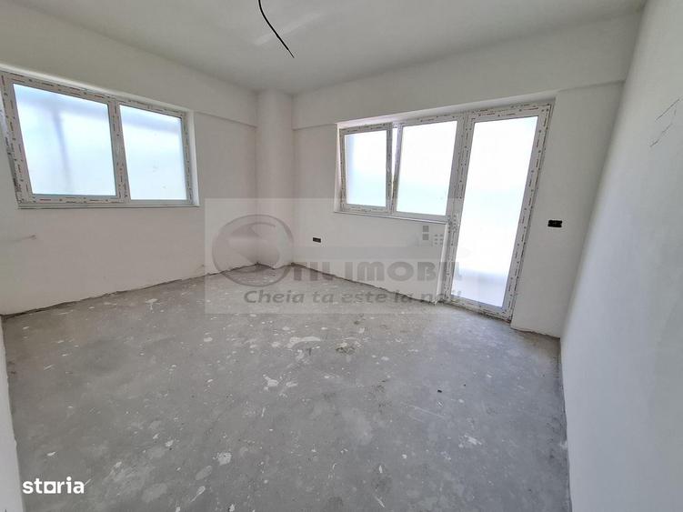 Apartament cu 3 camere decomandat în Galata