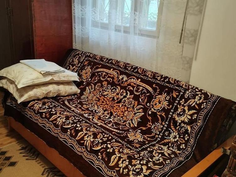 Casă individuală cu 5 camere cu Teren 150000 Mp în Fratoștița