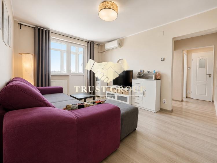 Apartament cu 2 camere decomandat în Victoriei