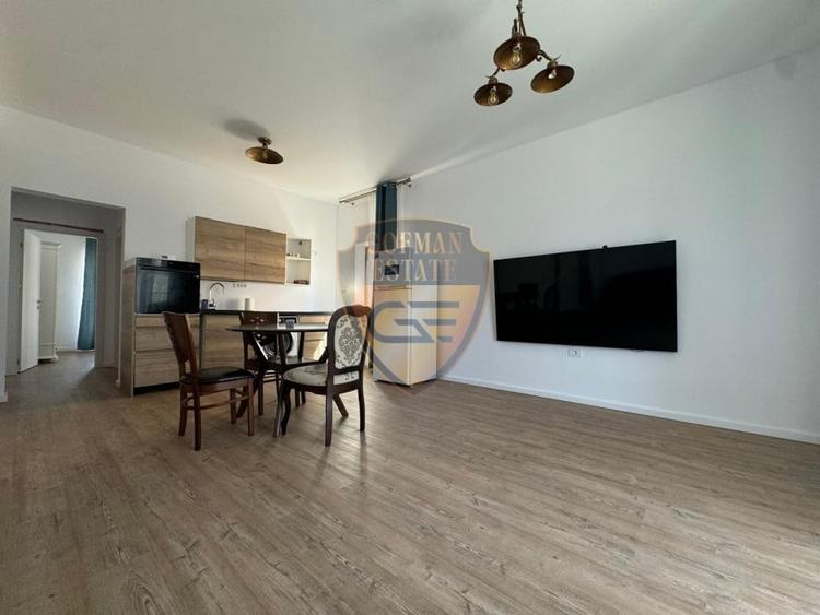Apartament cu 3 camere decomandat, mobilat în Energia