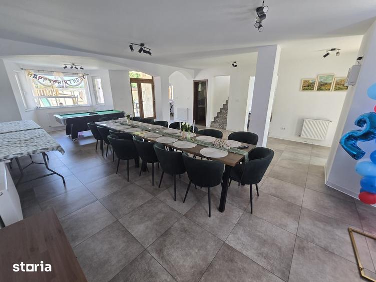 Casă cu 6 camere cu Teren 700 Mp în Moșnița Nouă