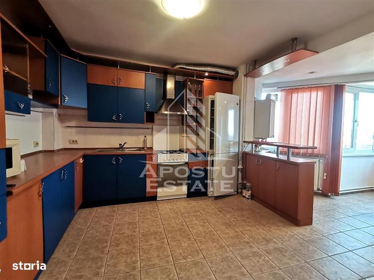 Apartament cu 4 camere decomandat în Buziaș