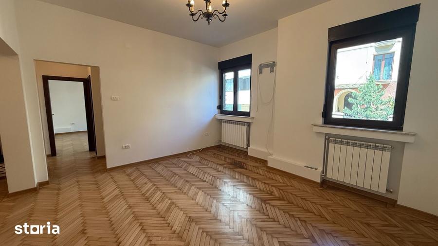 Apartament cu 3 camere în Eminescu