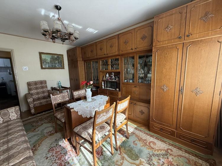 Apartament cu 3 camere decomandat în Ultracentral