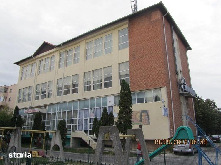 Spațiu comercial, de 1,547 mp, în Craiovei