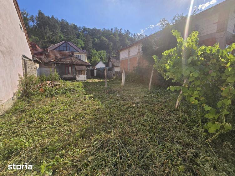 Re?i?a, casa cu teren 700 mp, pe malul Barzavei in cartierul Calnic - 8